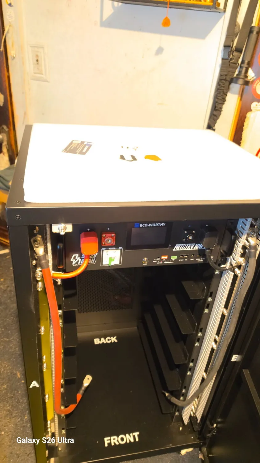 Eco-Worthy RACK6 V3 bateriový rack 600A rozvaděč