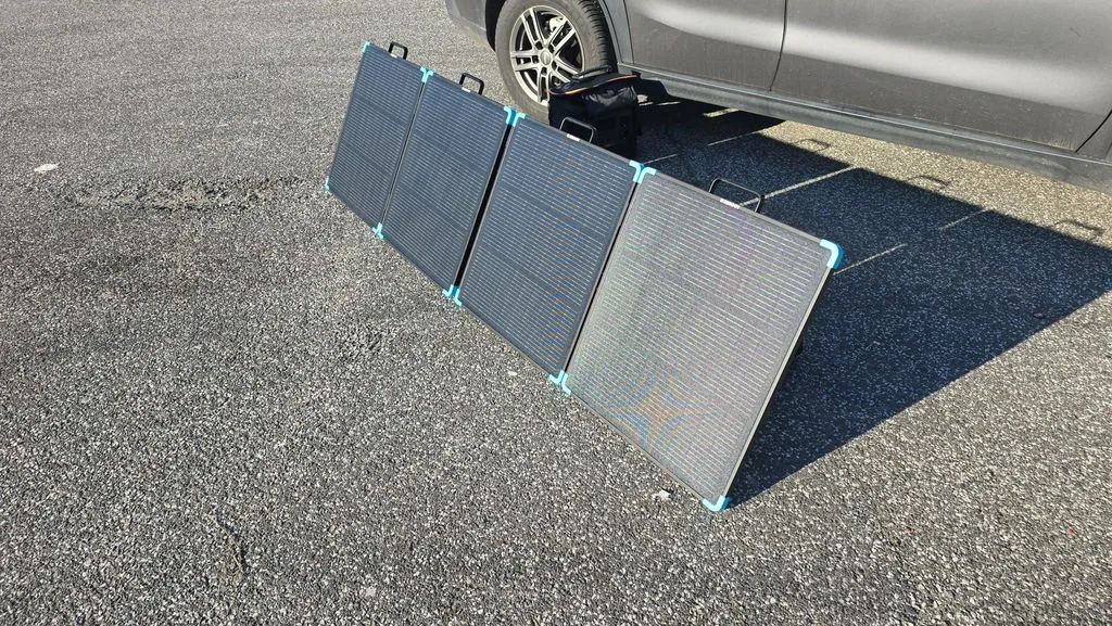Renogy Portable Solar Suitcase solární kufr skládací